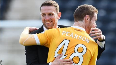 Motherwell manager Ian Baraclough congratulates Stephen Pearson