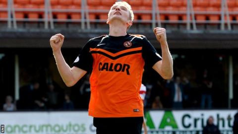 Chris Esrkine scored against the run of play to give Dundee United three points