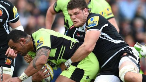Dave Ewers tackles Samu Manoa