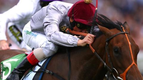 Frankie Dettori on Osaila