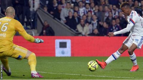 Clinton N'Jie