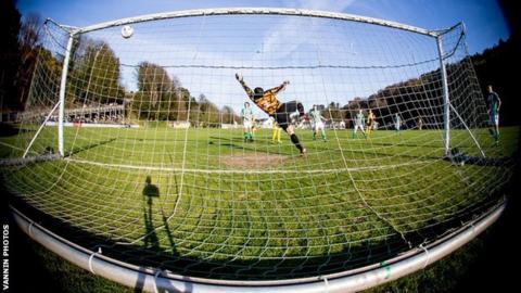 St George's v Laxey