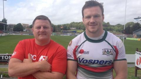 Iain Grieve (right)