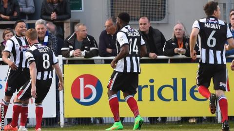Nathan Arnold celebrates