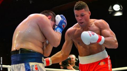 Joe Joyce (right)