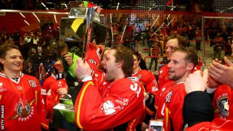 Lulea celebrate winning last year's final