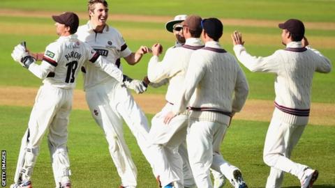 Somerset celebrate a wicket at Trent Bridge