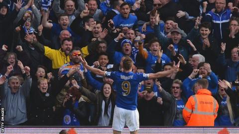 Jamie Vardy celebrates scoring against West Brom