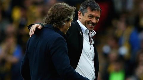 Gareth_ainsworth_phil_brown