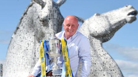 Falkirk manager Peter Houston