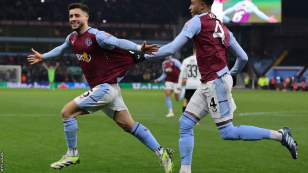 Alex Moreno celebrates