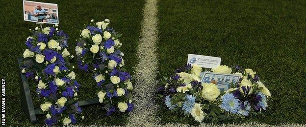 Cardiff Blues pay tribute to Jonah Lomu