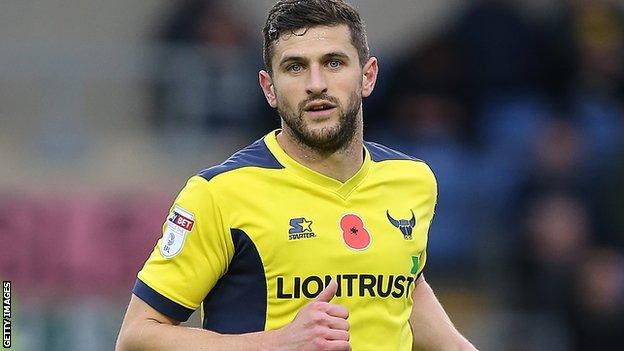 Oxford United: John Mousinho takes on captaincy after Curtis Nelson injury - BBC Sport