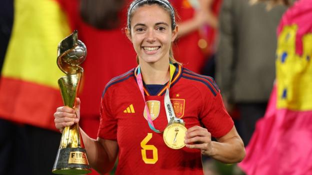 Aitana Bonmatti: la campeona del mundo de España dice que el fútbol femenino debe seguir “luchando” por la igualdad