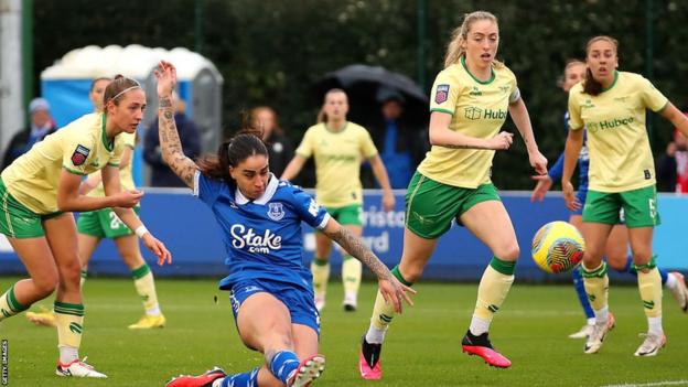Martina Piemonte scores a goal in a WSL football match for Everton against Bristol City