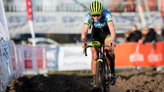 Zoe Backstedt, 17, claims record-breaking cyclocross victory in Essen ...