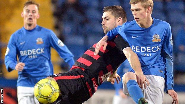 Coleraine and Glenavon will clash at the Ballymena Showgrounds in the semi-finals