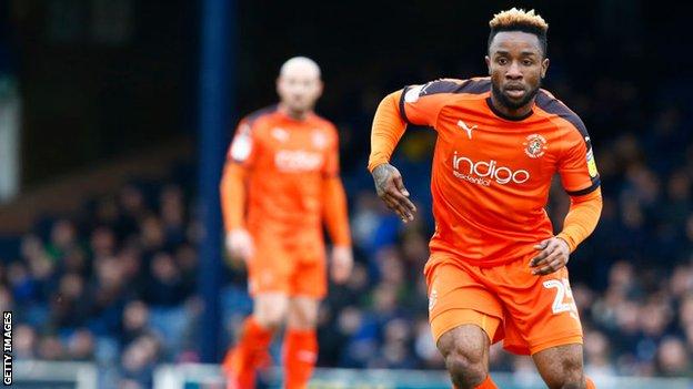 Kazenga LuaLua: Luton Town re-sign winger - BBC Sport