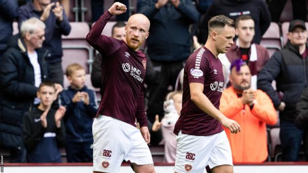 Hearts' Liam Boyce celebrates after scoring to make it 2-0 during a cinch Premiership match between Heart of Midlothian and Aberdeen at Tynecastle Park