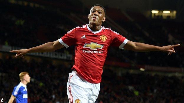 Anthony Martial: Man Utd forward wins player of the month - BBC Sport