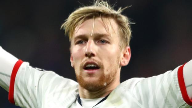 Transfer rumours: Forsberg, Vertonghen, Salah, Grealish, Aubameyang, Firmino, Werner thumbnail