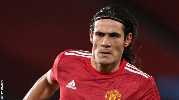 Edinson Cavani: el padre dice que el delantero del Manchester United ‘no se siente cómodo’ en Inglaterra