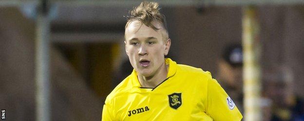 Shaun Rutherford in Livingston colours