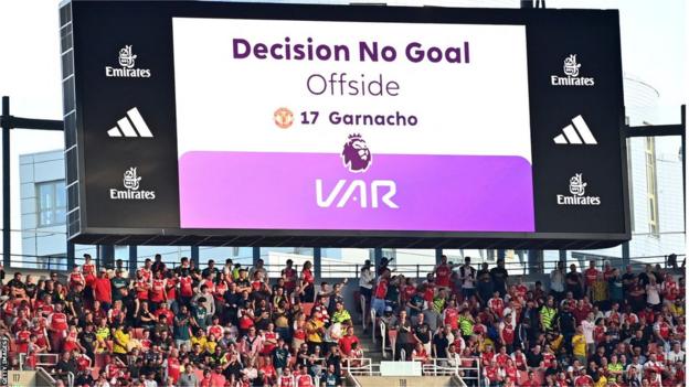 VAR committee  astatine  a Premier League match