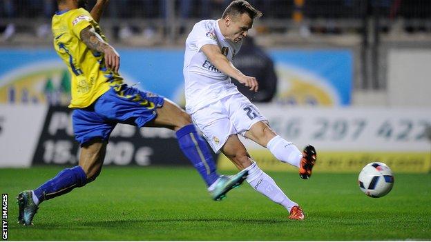 Denis Cheryshev scores Real Madrid's opening goal in their Copa del Rey Cup win at Cadiz