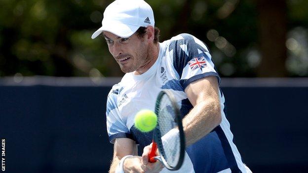 Andy Murray hits a backhand