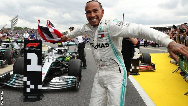 Lewis Hamilton wins his fourth British Grand Prix at Silverstone