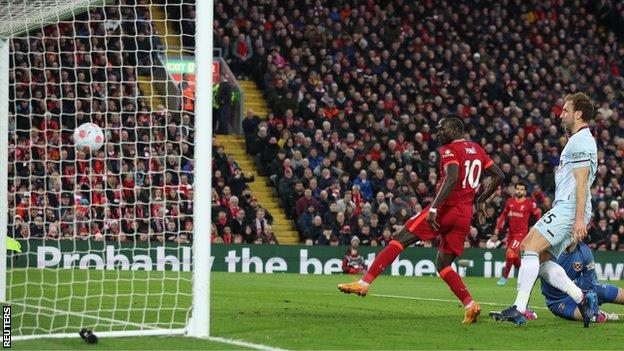 Sadio Mane scoring against West Ham