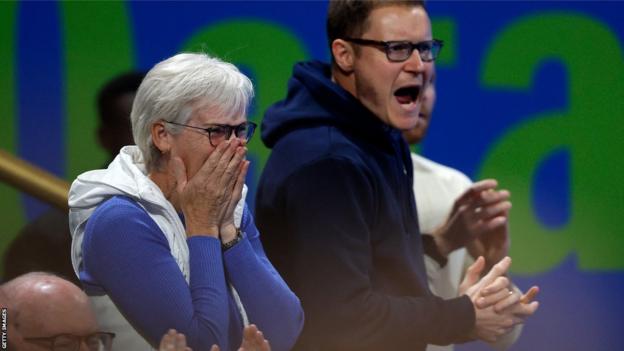 Judy Murray reacts