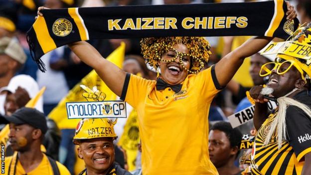 Fans du club de football sud-africain Kaizer Chiefs