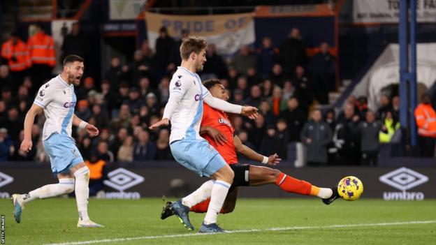 Soccer-Burnley beat Luton 2-1 for first league win of the season