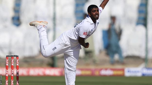 Rehan Ahmed on Test debut
