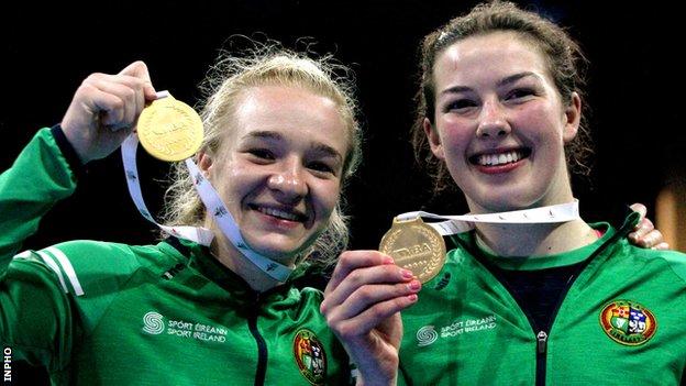 Amy Broadhurst and Lisa O'Rourke celebrate with their gold medals in Istanbul