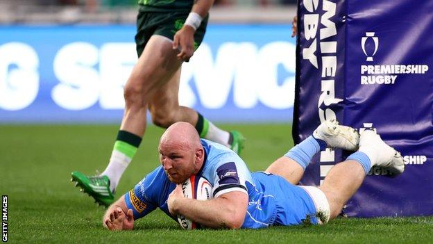 Matt Kvesic scoret Worcesters åpningsforsøk under forrige sesongs Premiership Rugby Cup-finale-triumf over London Irish.