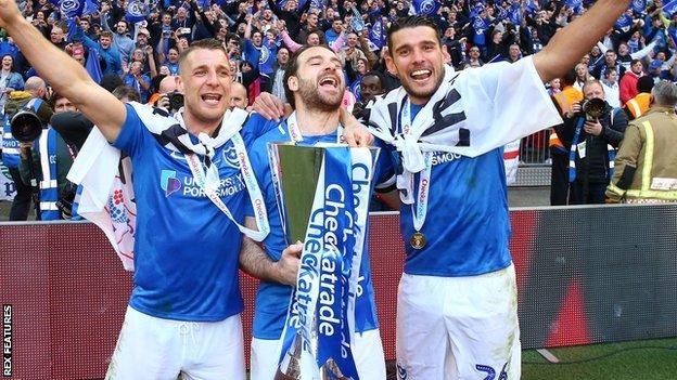 Portsmouth celebrate EFL Trophy win