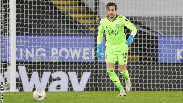 Leicester: Danny Ward is 'very much' Foxes' number one - BBC Sport