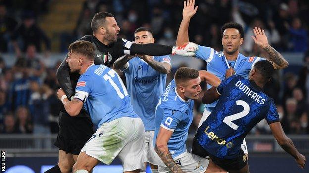 Players react during the match between Lazio and Inter Milan