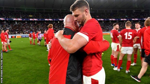 Dan Biggar and Shaun Edwards embrace after the 2019 World Cup defeat to New Zealand, Edwards' final match with Wales