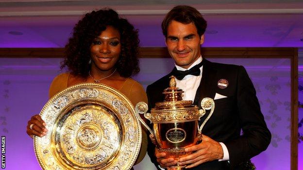 Serena Williams and Roger Federer with their Wimbledon trophies in 2012