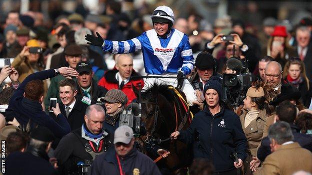 Bryony Frost and Frodon
