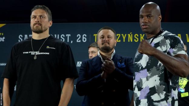 Oleksandr Usyk and Daniel Dubois aft  their face-off successful  London