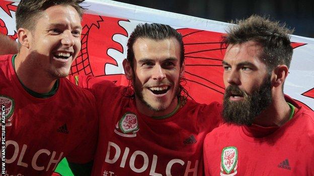 Wayne Hennessey, Gareth Bale and Joe Ledley