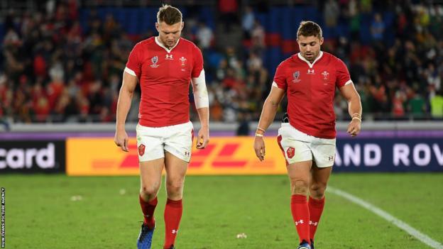 Dan Biggar (L) and Leigh Halfpenny both played in three World Cups