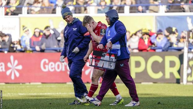 Sam Costelow with head injury