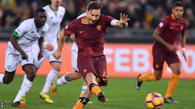 Francesco Totti scores penalty