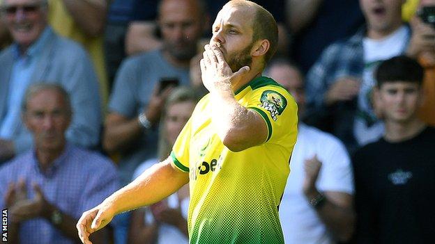 Norwich City 3-1 Newcastle United: Pukki scores hat-trick to seal win